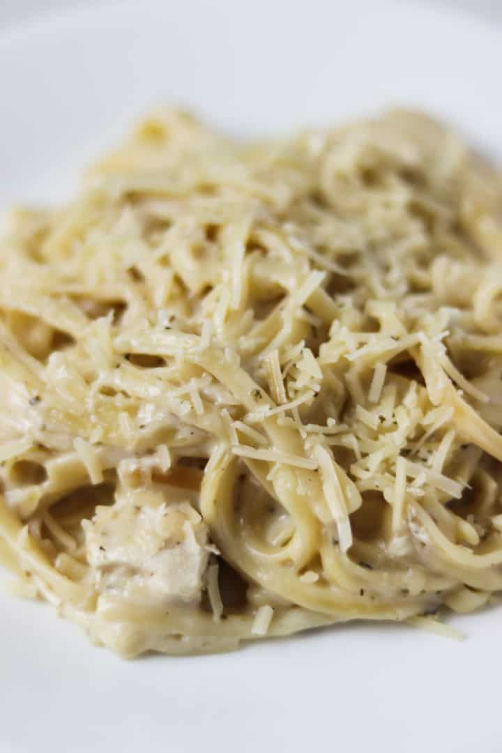 Instant Pot Chicken Alfredo (No Heavy Cream) Skinny Comfort