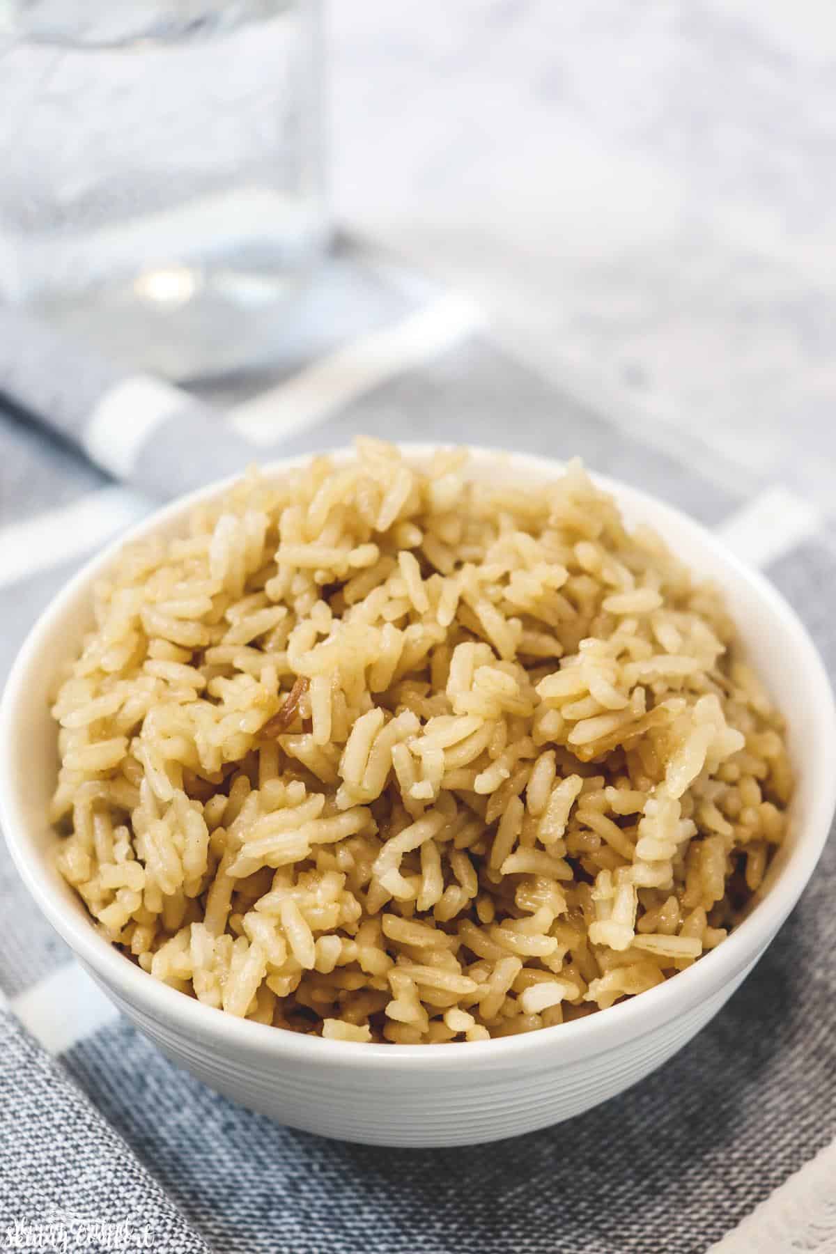 instant pot easy rice pilaf in bowl