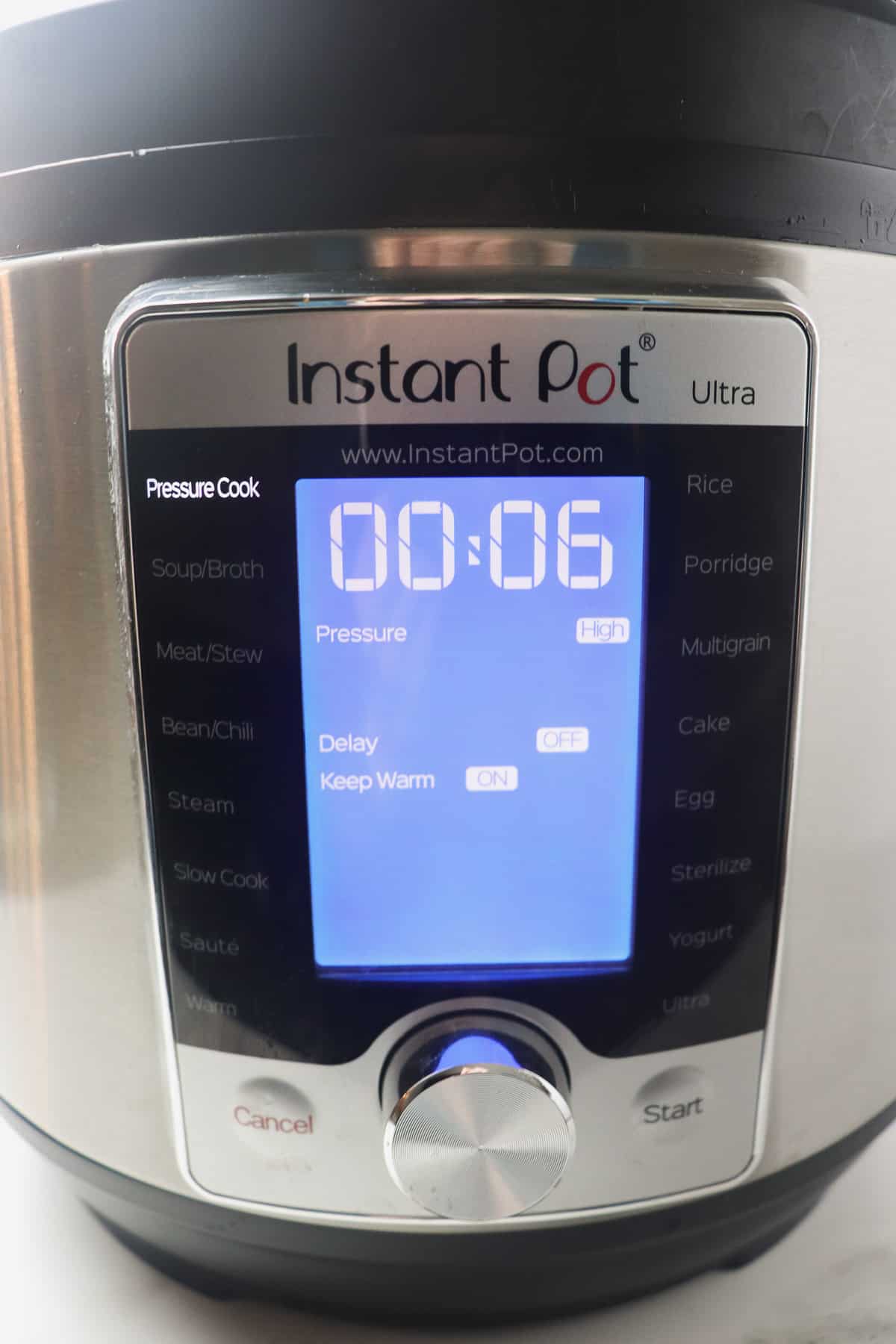 instant pot ultra set to pressure cook 6 minutes high pressure