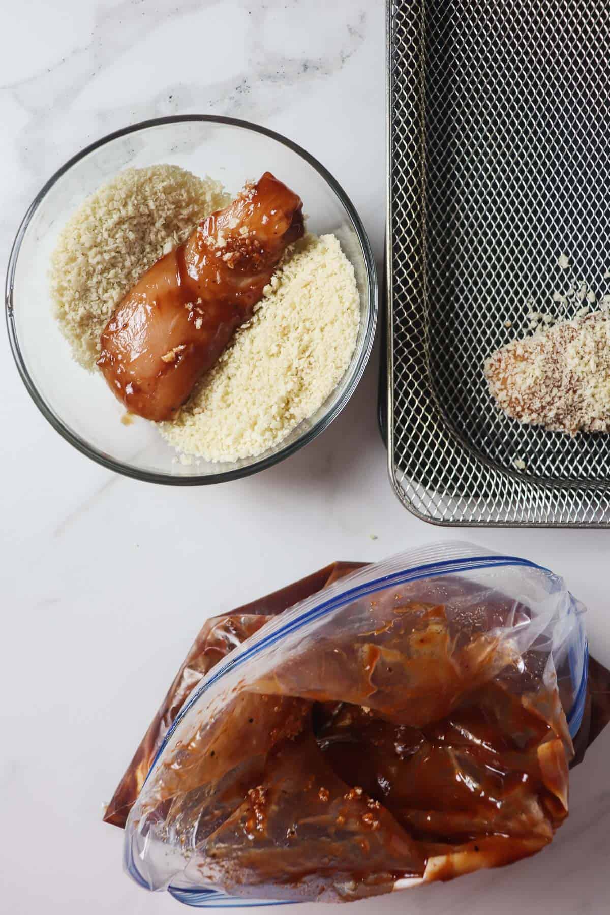 breading bbq coated chicken tenders with panko breadcrumbs