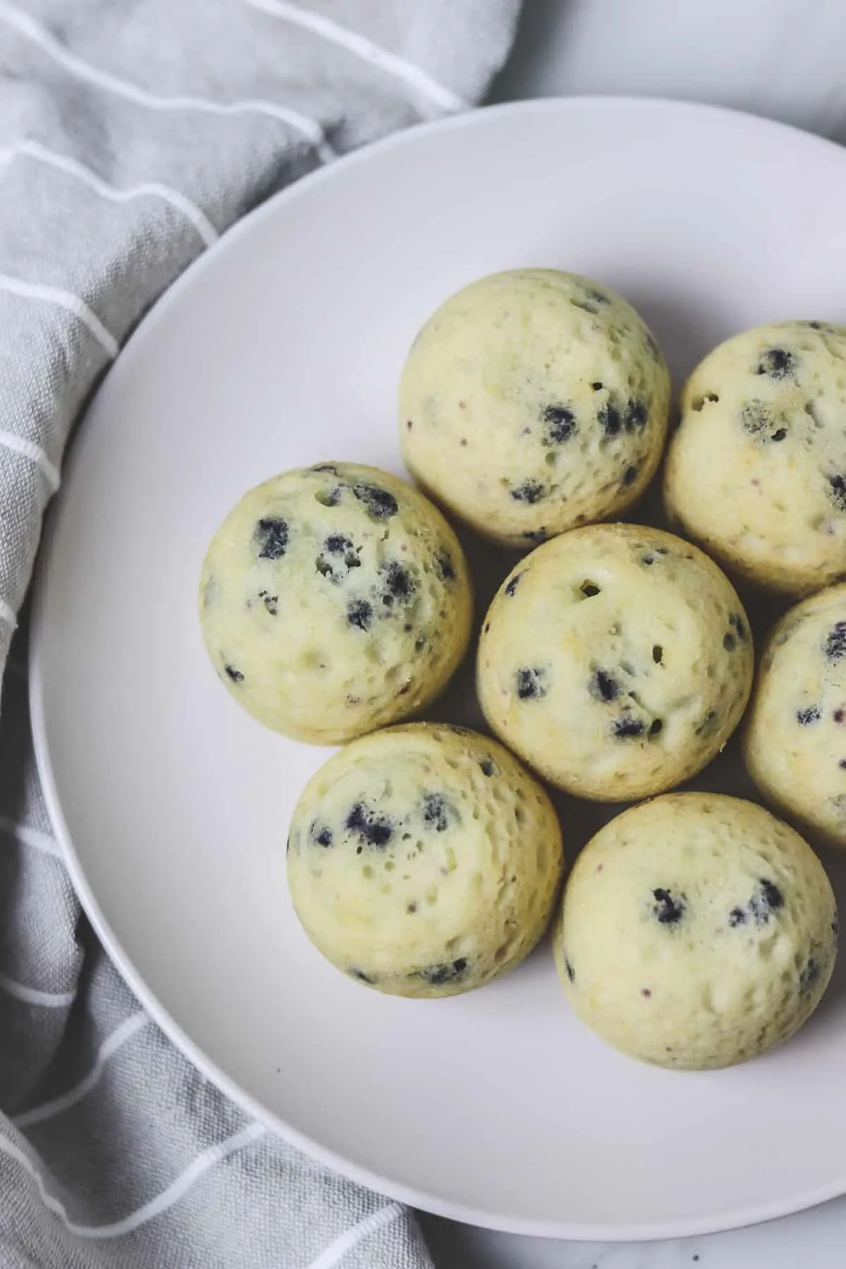 Egg-Based Snack Appliances : Muffin Maker