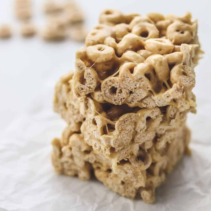 stack of peanut butter cheerio bars