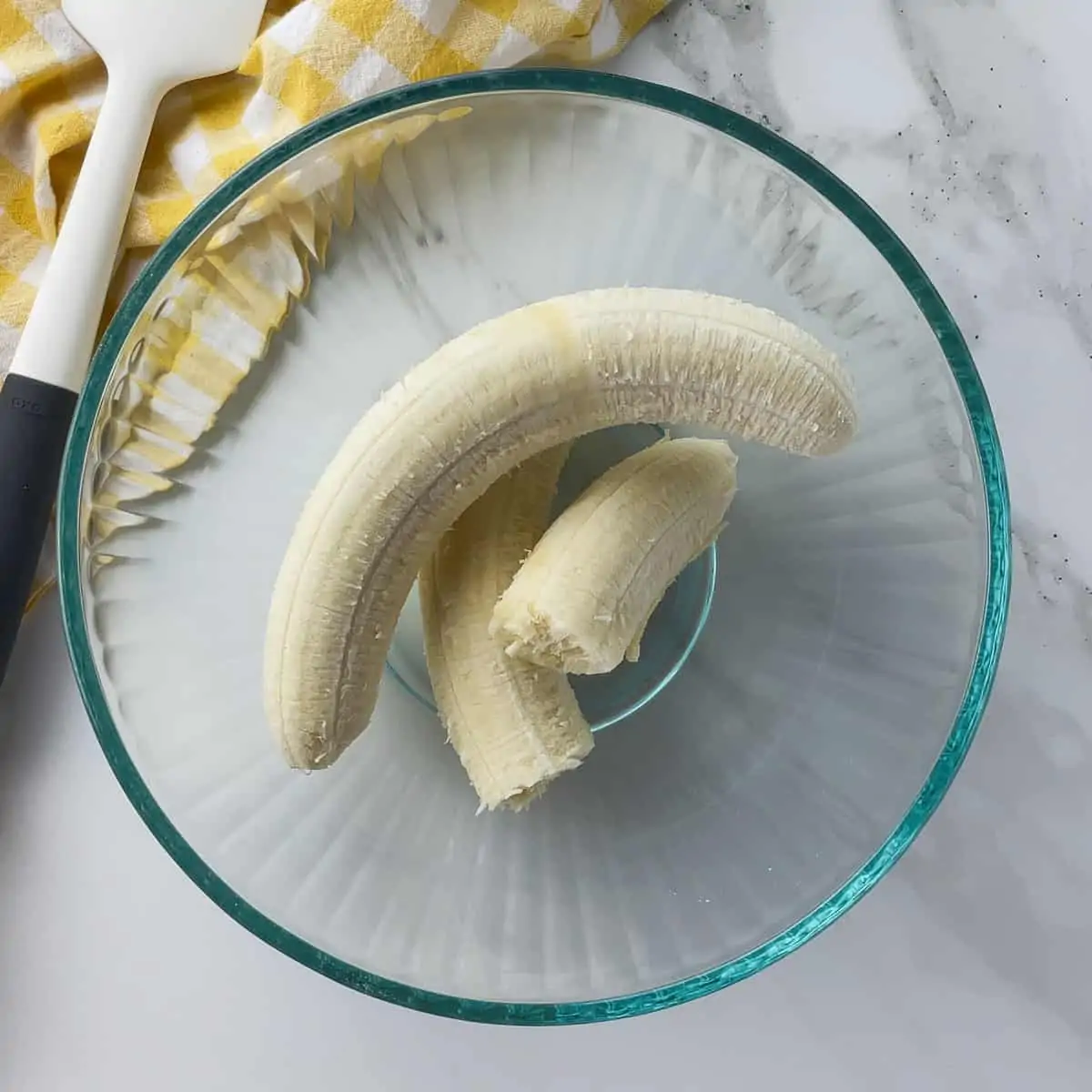 peeled bananas in mixing bowl