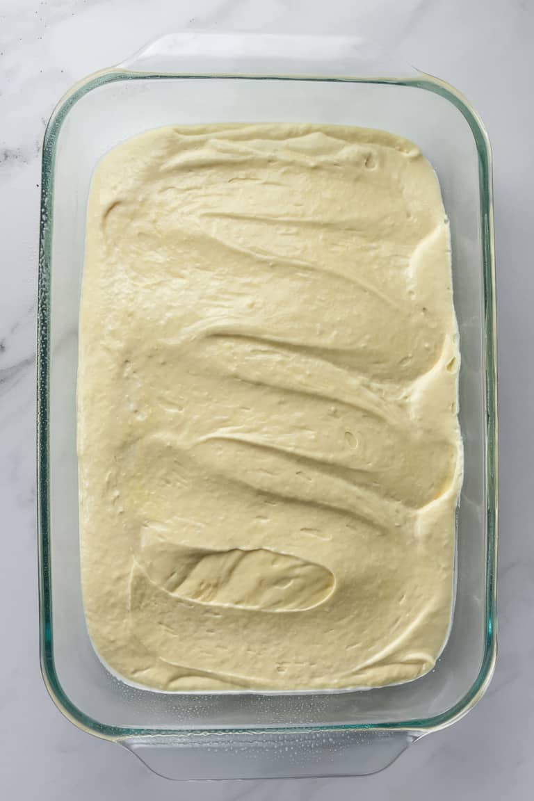 Low-Calorie Greek Yogurt Cake - Skinny Comfort