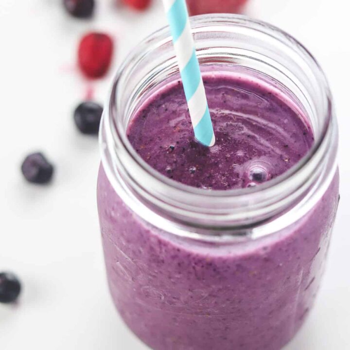 Low-Calorie Berry Smoothie